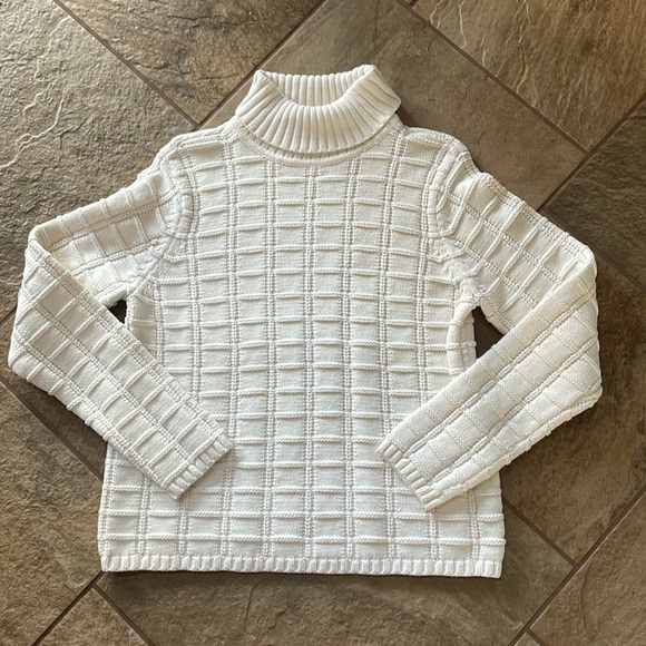 + nwot + LIZ CLAIBORNE Large Waffle Knit Turtleneck Sweater - Picture 1 of 6